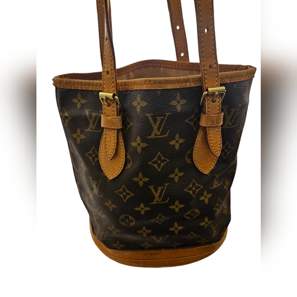 LOUIS VUITTON PETIT BUCKET BAG - Picture 3 of 16